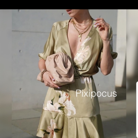 ZARA Print Dress with Knot - Picture 2 of 9